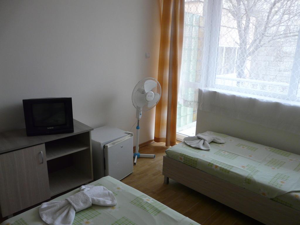 Olimpia Supersnab Hotel Balchik Ruang foto